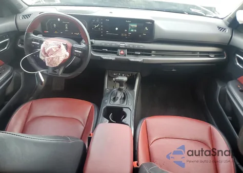 2025 Kia K4 Gt Line z USA, uszkodzony, nr VIN 3KPFW4DE7SE040964